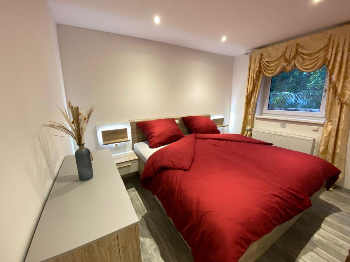 Ferienwohnung Gulfhaus, Mit Sauna Und Grossem Garten Apen 外观 照片