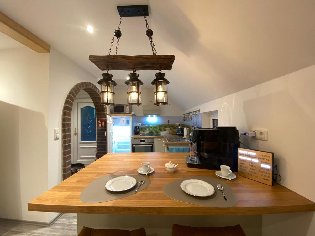 Ferienwohnung Gulfhaus, Mit Sauna Und Grossem Garten Apen 外观 照片