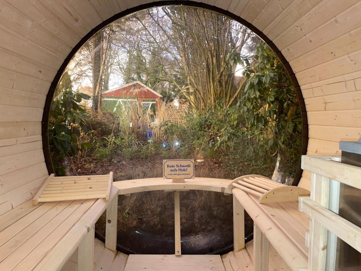 Ferienwohnung Gulfhaus, Mit Sauna Und Grossem Garten Apen 外观 照片